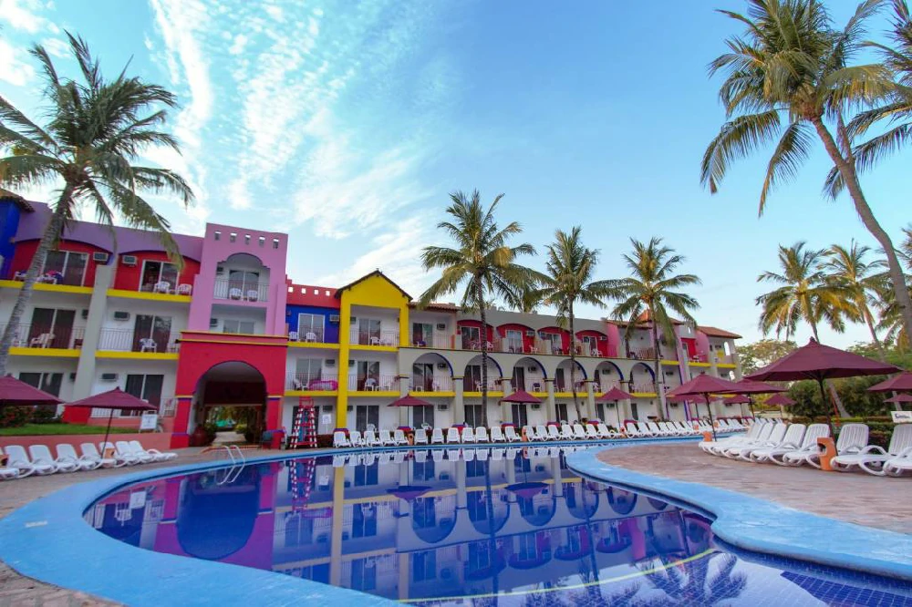 Hoteles románticos todo incluido royal-decameron-puerto-vallarta en Bucerías, Nayarit