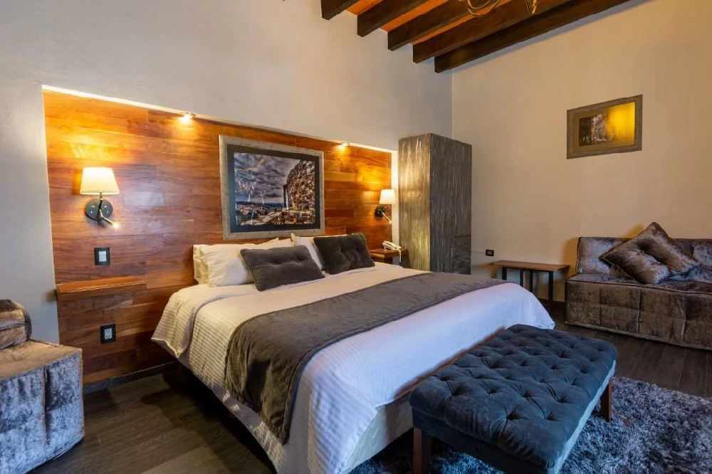 Habitación con jacuzzi en hotel sangre-de-cristo en Guanajuato, Guanajuato