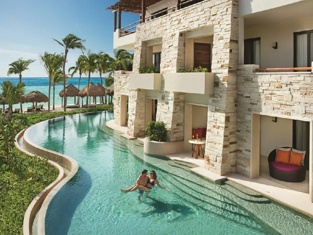 Hoteles románticos todo incluido secrets-akumal-riviera-maya-akumal en Akumal, Quintana Roo