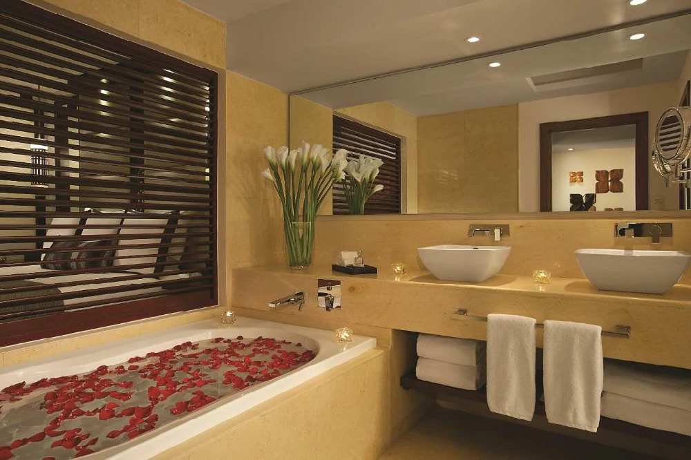 Hoteles románticos todo incluido secrets-playa-mujeres-golf-amp-spa-resort en Cancún, Quintana Roo