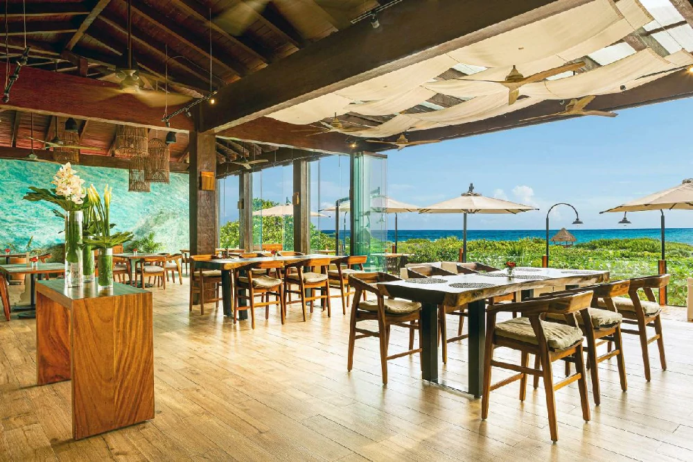Hoteles románticos todo incluido secrets-playa-mujeres-golf-amp-spa-resort en Cancún, Quintana Roo