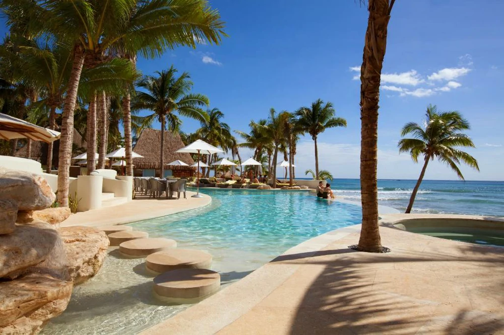 Hoteles románticos todo incluido shangri-la-caribe-beach-resort en Playa del Carmen, Quintana Roo
