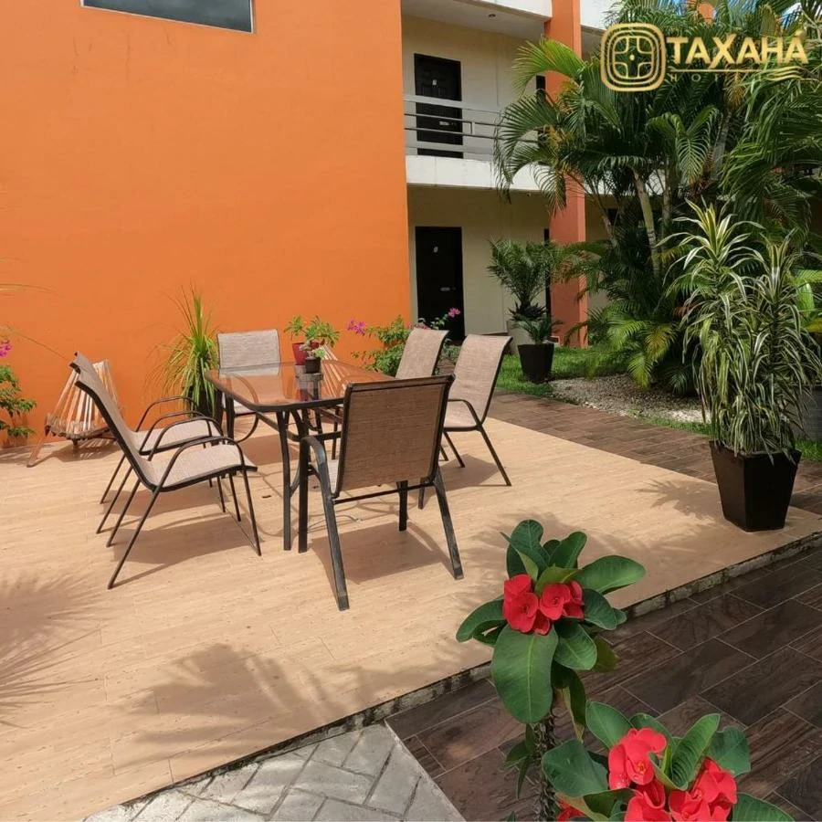 Habitación con jacuzzi en hotel taxaha en Candelaria, Campeche