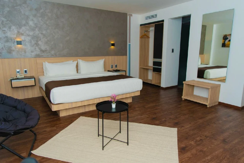 Habitación con jacuzzi en hotel turotel-queretaro en Querétaro, Querétaro