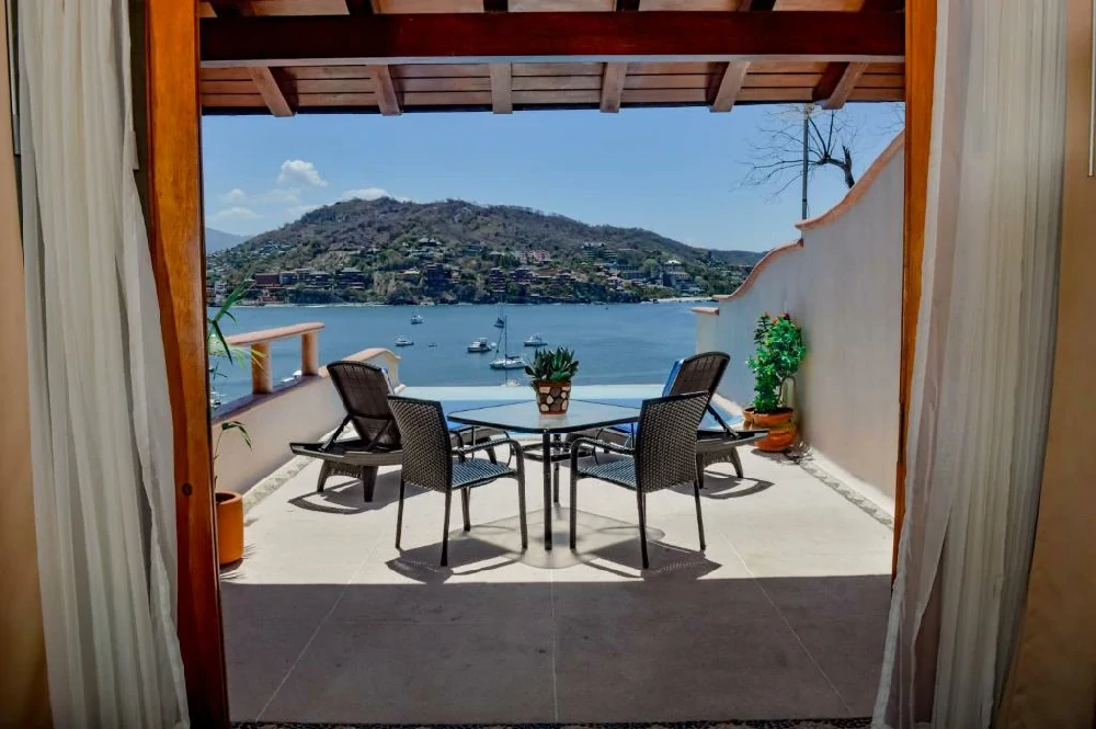 Habitación con jacuzzi en hotel villa-del-pescador en Zihuatanejo, Guerrero