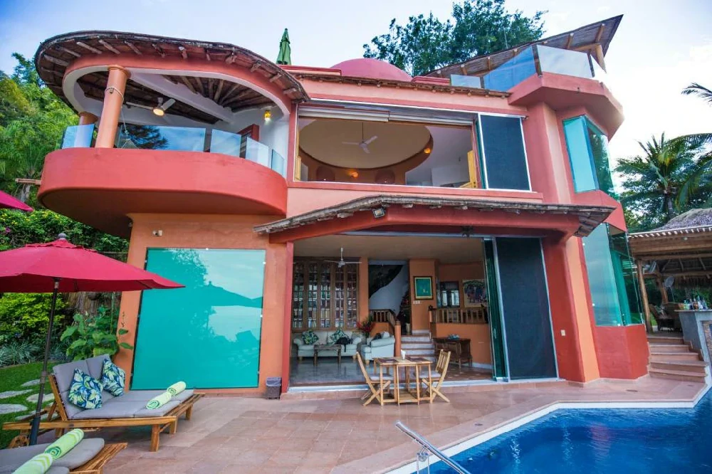 Habitación con jacuzzi en hotel villa-lala-boutique en Puerto Vallarta, Jalisco