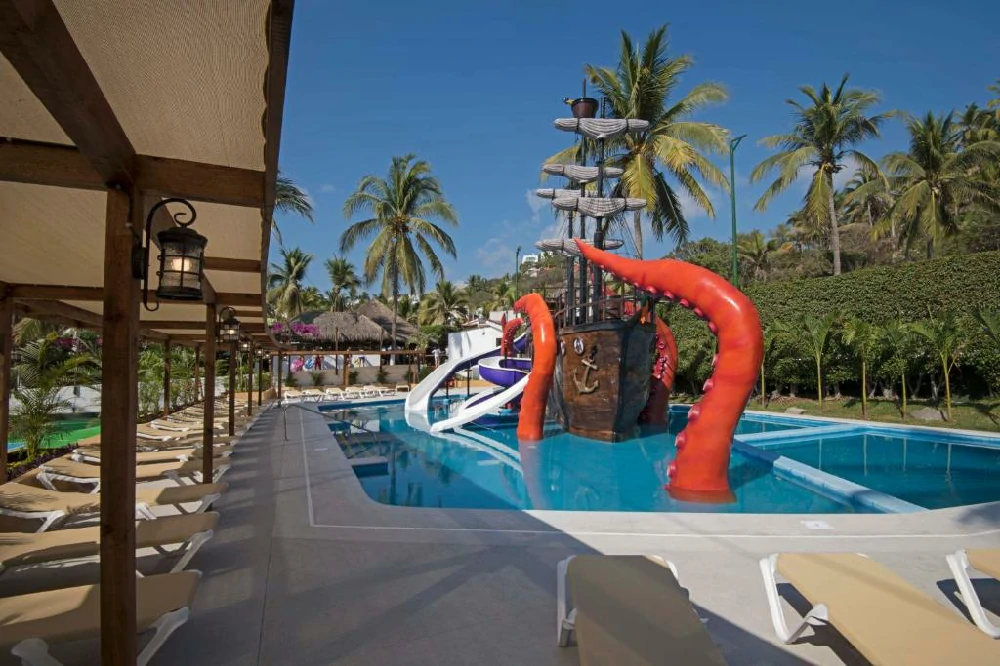 Hoteles románticos todo incluido vista-playa-de-oro en Manzanillo, Colima