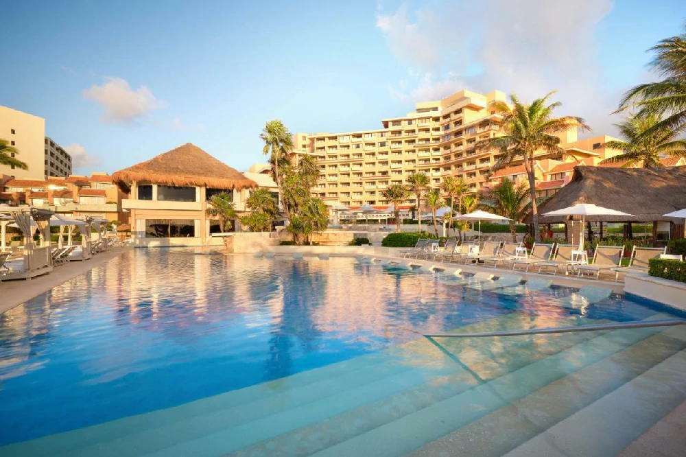 Hoteles románticos todo incluido wyndham-grand-cancun en Cancún, Quintana Roo